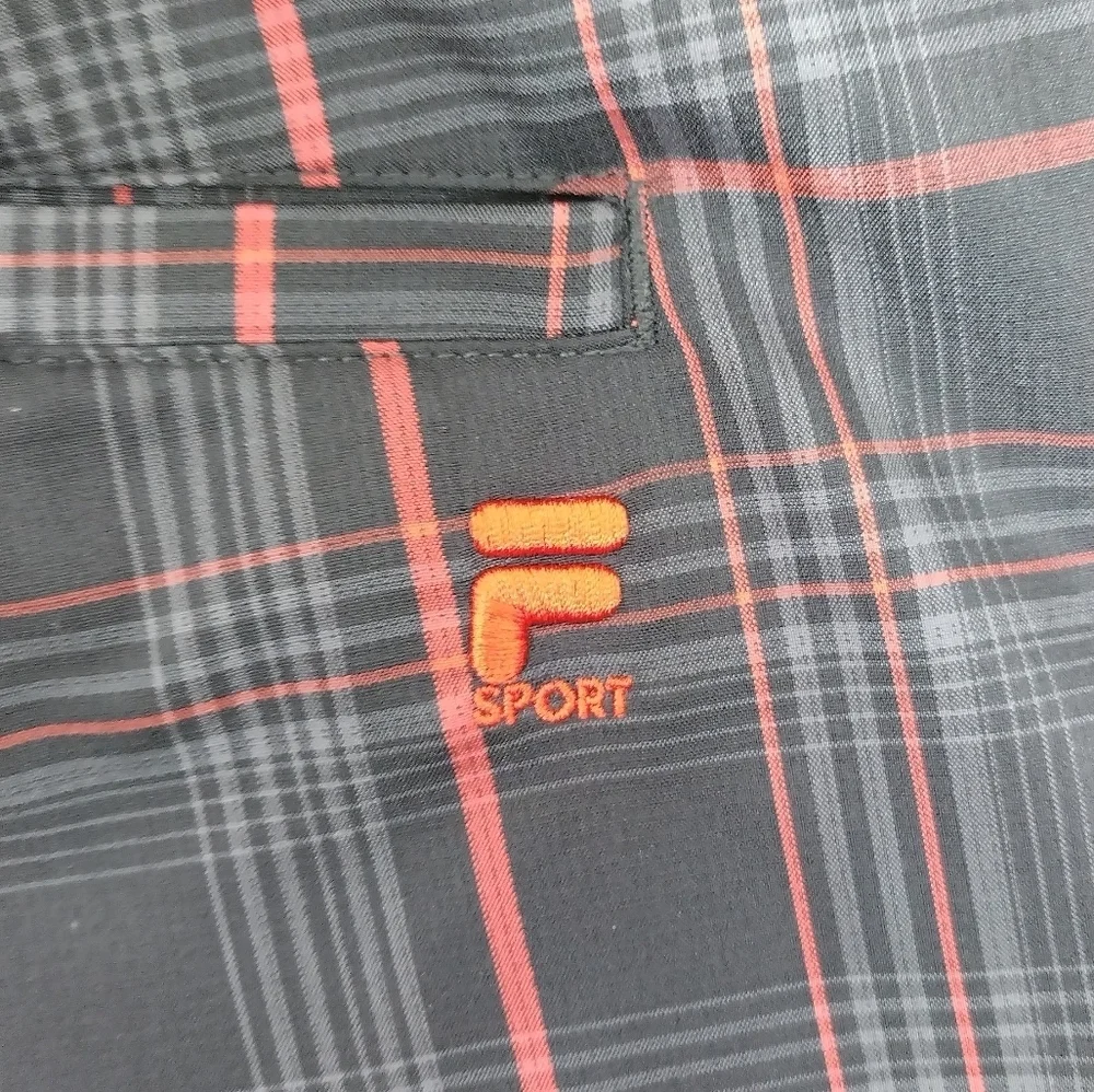 Fila Sports Men's Golf Shorts Size 32 Course Wear Black And Red Striped